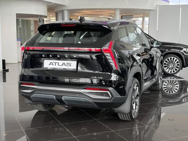 Купить Geely Atlas, II Черный 1.5 AMT (147 л.с.) от 2869990 ₽. в Балаково