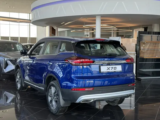 X70, I Рестайлинг