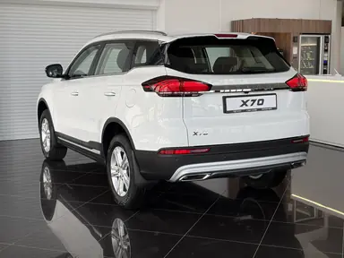 Купить Belgee X70, I Рестайлинг Белый 1.5 AMT (150 л.с.) 4WD от 2629990 ₽. в Балаково