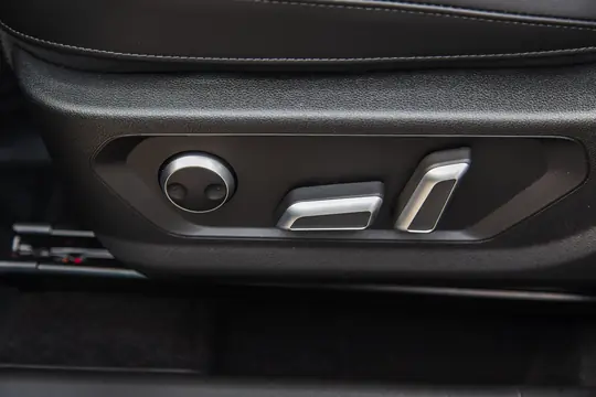 F7
