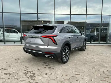 Купить Haval F7 Серебряный 2.0T 4WD DCT (200 л.с.) от 3349000 ₽. в Оренбурге