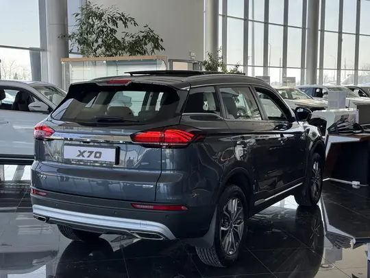 X70