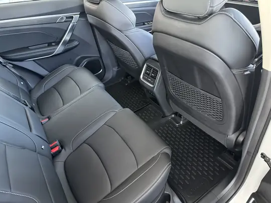 X70, I Рестайлинг