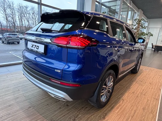 X70