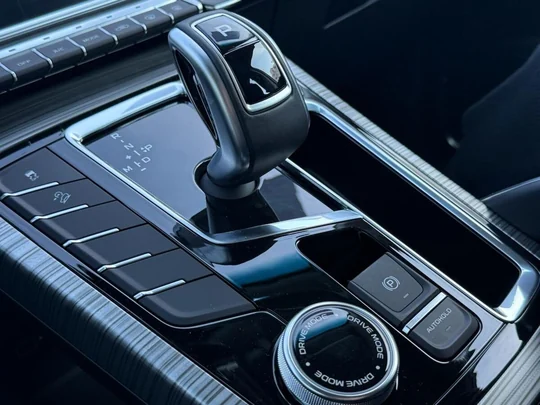 X70, I Рестайлинг