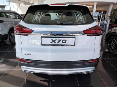 Купить Belgee X70, I Рестайлинг Белый 1.5 AMT (150 л.с.) 4WD от 2590000 ₽. в Самаре