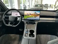 T8