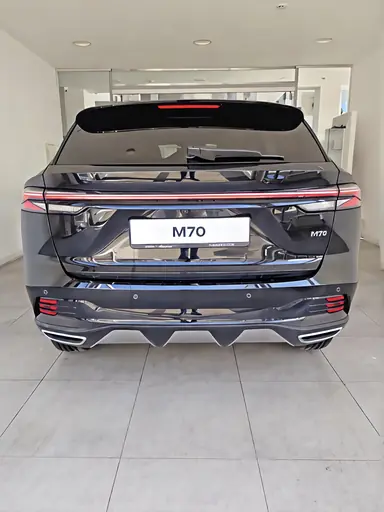 Купить Москвич М70 Черный 2.0 AT (200 л.с.) от 3159000 ₽. в Самаре