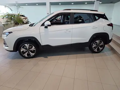 Купить Москвич 3 Белый 1.5 CVT (136 л.с.) от 1511000 ₽. в Самаре
