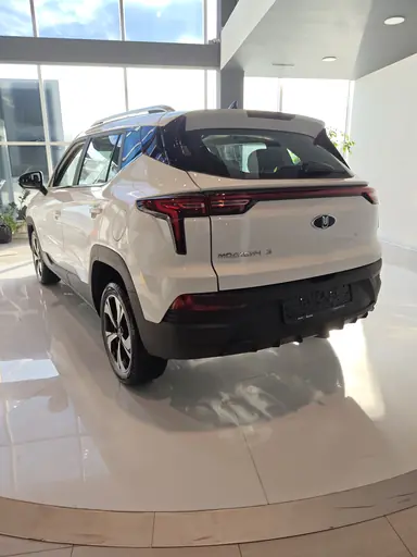 Купить Москвич 3 Белый 1.5 CVT (136 л.с.) от 1615000 ₽. в Самаре