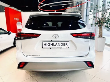 Купить Toyota Highlander Белый 2.0 4WD AT (248 л.с) от 5500000 ₽. в Пензе