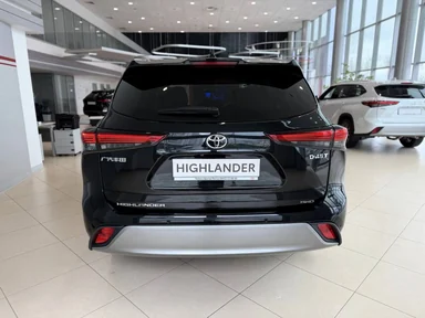 Купить Toyota Highlander Чёрный 2.0 4WD AT (248 л.с) от 5700000 ₽. в Пензе