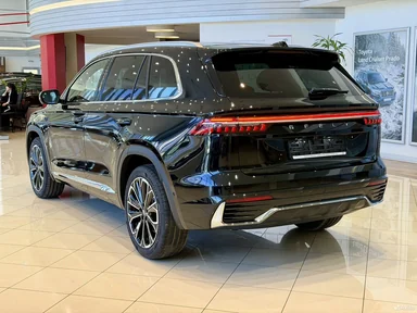 Купить Geely Monjaro, I Чёрный 2.0 4WD AT (238 л.с.) от 4300000 ₽. в Ставрополе
