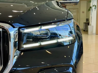 Купить Geely Monjaro, I Чёрный 2.0 4WD AT (238 л.с.) от 4300000 ₽. в Ставрополе