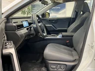 RAV4, VI