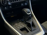 RAV4, V