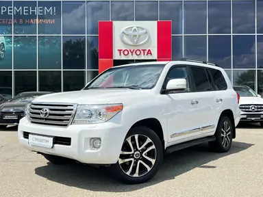 Купить Toyota Land Cruiser Белый 4.6 AT (309 л.с.) 4WD от 3200000 ₽. в Ставрополе
