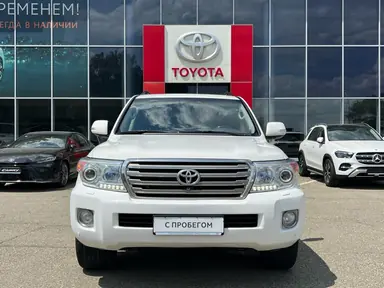 Купить Toyota Land Cruiser Белый 4.6 AT (309 л.с.) 4WD от 3200000 ₽. в Ставрополе