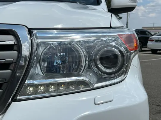 Land Cruiser