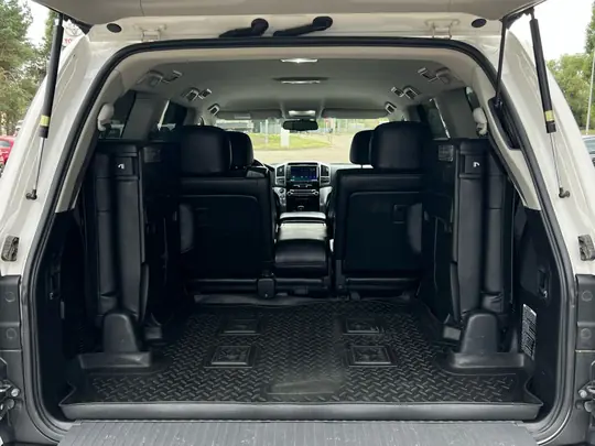 Land Cruiser