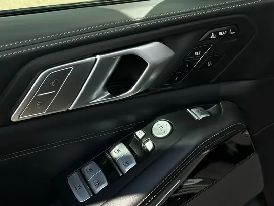 X7