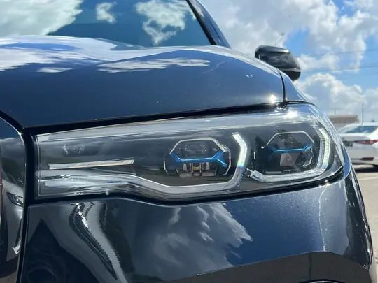 X7