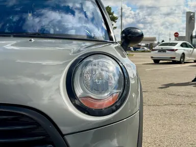 Купить Mini Hatch Grey Cooper 1.5 AT (136 л.с.) от 1520000 ₽. в Ставрополе