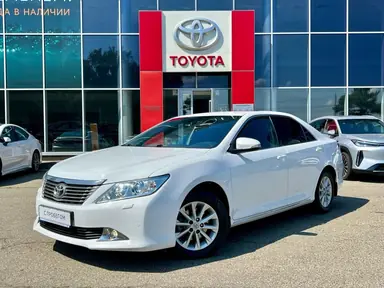 Купить Toyota Camry Белый 2.5 AT (181 л.с.) от 1620000 ₽. в Ставрополе