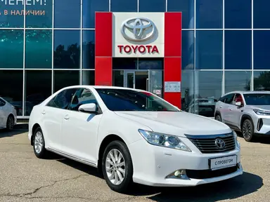 Купить Toyota Camry Белый 2.5 AT (181 л.с.) от 1620000 ₽. в Ставрополе