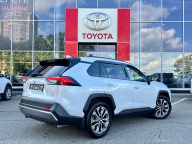 Купить Toyota RAV4 Белый 2.0 CVT (149 л.с.) 4WD от 2820000 ₽. в Ставрополе