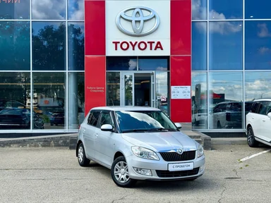 Купить Skoda Fabia Серебристый 1.2 MT (70 л.с.) от 650000 ₽. в Ставрополе