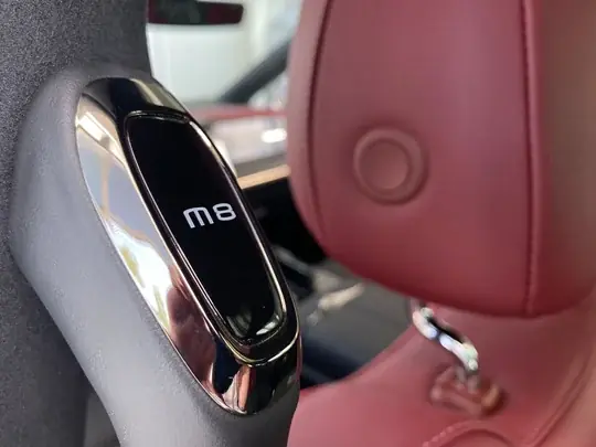 M8