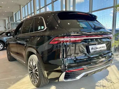 Купить Geely Monjaro Черный 2.0 4WD AT (238 л.с.) от 4055000 ₽. в Орске