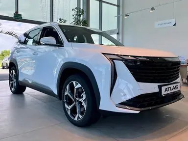 Купить Geely Atlas Белый 1.5T DCT (147 л.с.) от 2759990 ₽. в Орске