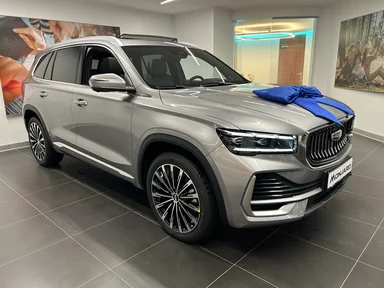 Купить Geely Monjaro, I Серебристый 2.0 AT (238 л.с.) 4WD от 4125000 ₽. в Оренбурге