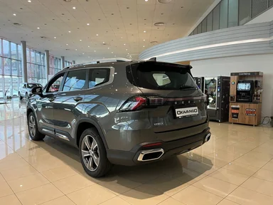 Купить Geely Okavango, I Рестайлинг Серый 2.0 AMT (200 л.с.) от 2910000 ₽. в Самаре