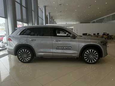 Купить Geely Monjaro, I Серебристый 2.0 AT (238 л.с.) 4WD от 3950990 ₽. в Самаре