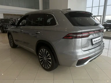 Купить Geely Monjaro, I Серебристый 2.0 AT (238 л.с.) 4WD от 3950990 ₽. в Самаре