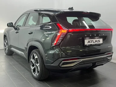 Купить Geely Atlas, II Зеленый 2.0 AT (200 л.с.) 4WD от 3206990 ₽. в Самаре