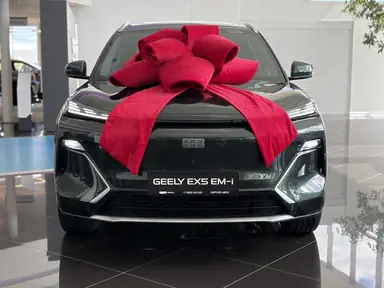 Купить Geely EX5 Гибрид Зеленый EM-R 1.5hyb AT (218 л.с.) от 3579990 ₽. в Саратове