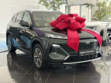 Купить Geely EX5 Гибрид Зеленый EM-R 1.5hyb AT (218 л.с.) от 3579990 ₽. в Саратове