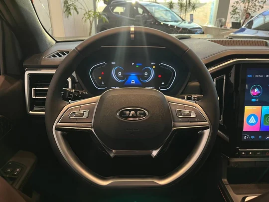 T9