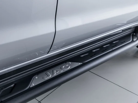 T9