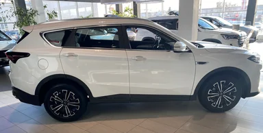Купить Jetour X70+, I Рестайлинг Белый 1.6 AMT (190 л.с.) от 2499000 ₽. в Самаре