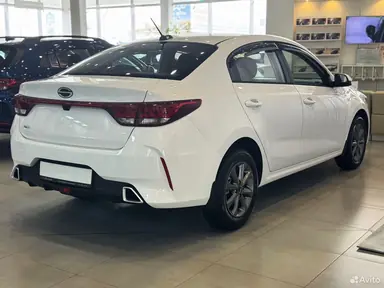 Купить Solaris KRS Белый 1.6 AT (123 л.с.) от 2425000 ₽. в Краснодаре