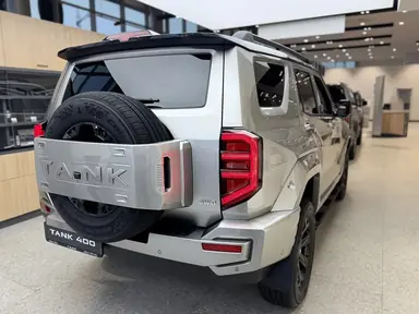 Купить Tank 400 Серебряный 2.0 4WD AT (245 л.с.) от 5799000 ₽. в Пензе