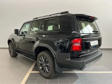 Купить Toyota Land Cruiser Prado, 250 Series Черный 2.8d AT (204 л.с.) 4WD от 11999000 ₽. в Самаре