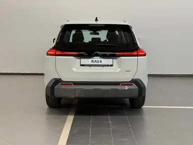 Купить Toyota RAV4, VI (XA60) Белый 2.0 CVT (171 л.с.) 4WD от 4599000 ₽. в Самаре