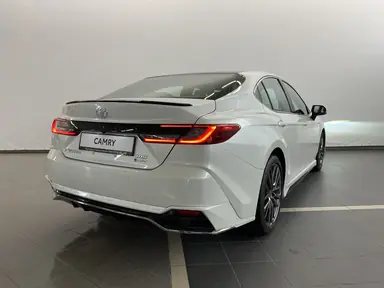 Купить Toyota Camry, IX (XV80) China Market Белый 2.0hyb CVT (197 л.с.) от 4199000 ₽. в Самаре
