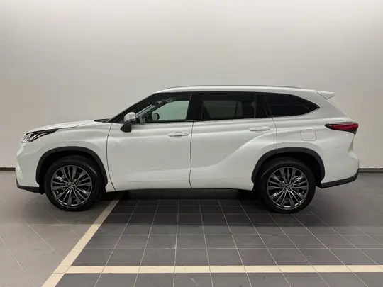 Highlander, IV (XU70)